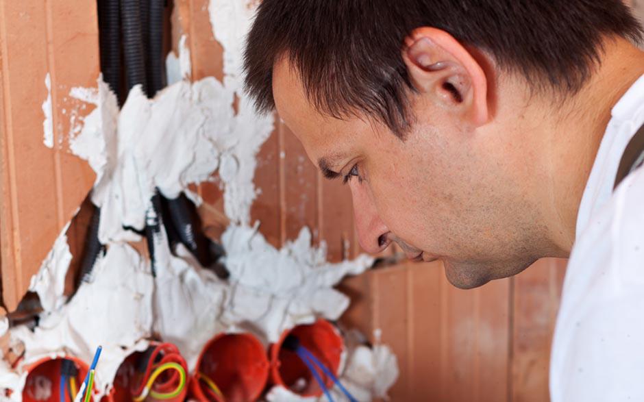 travail électricien Paris 20